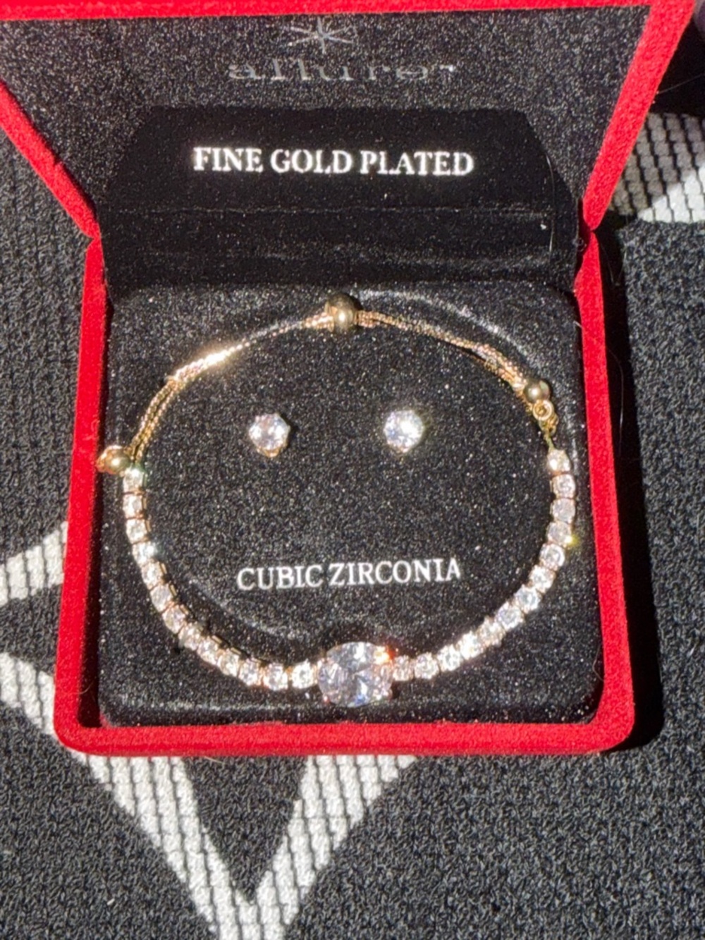 Sparkle and Allure Bracelet and Earring Set